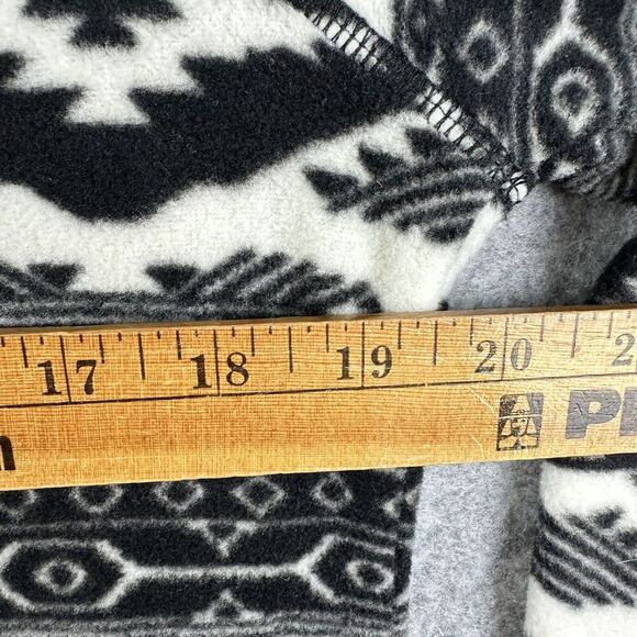 Eddie Bauer Fleece Pullover Sweater Top Womens M Black Western Aztec 1/4 Zip - Picture 9 of 13